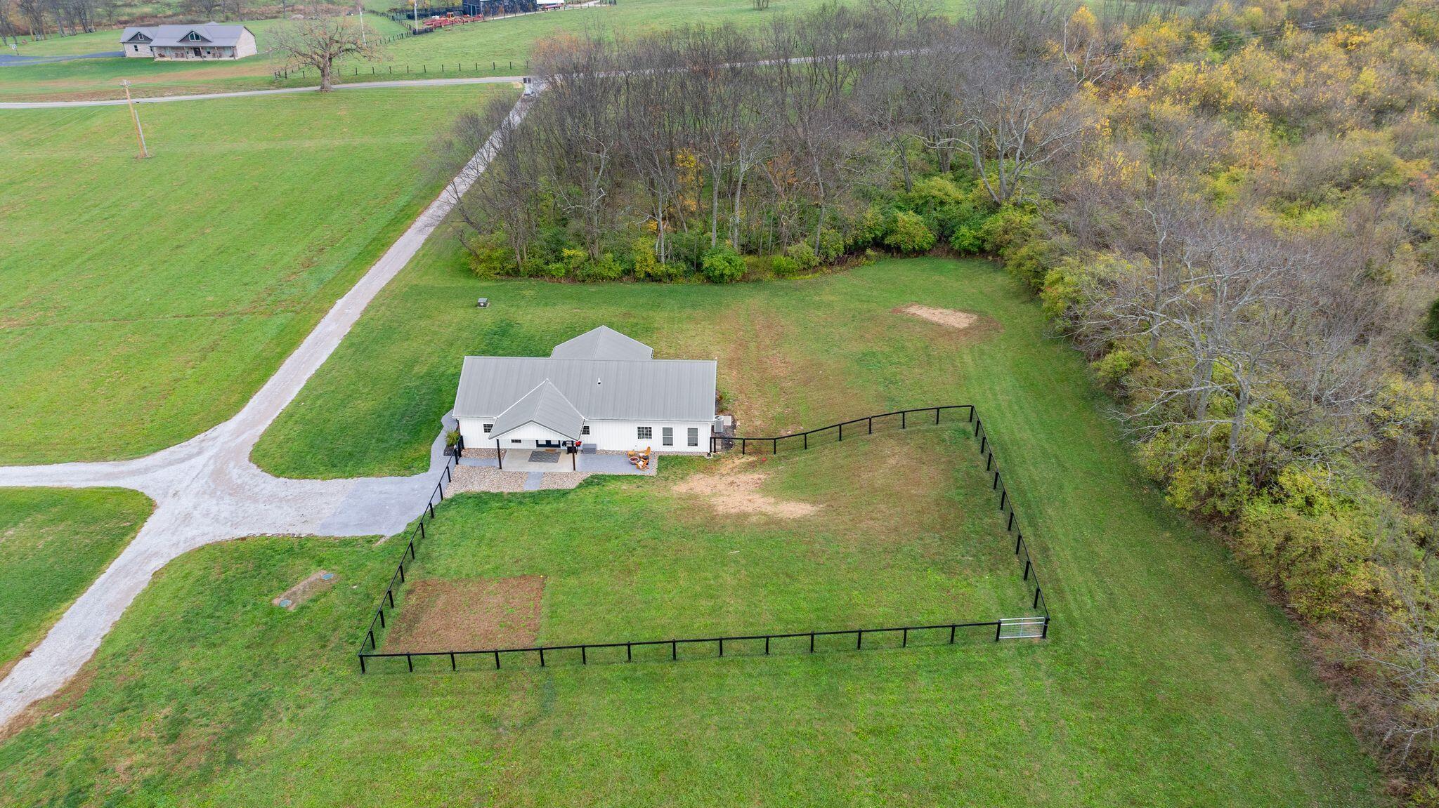 991 Ruddles Mill Road Paris, KY 40361 - Photo 31 of 33 mls_DJI_20241107173708_0523_D