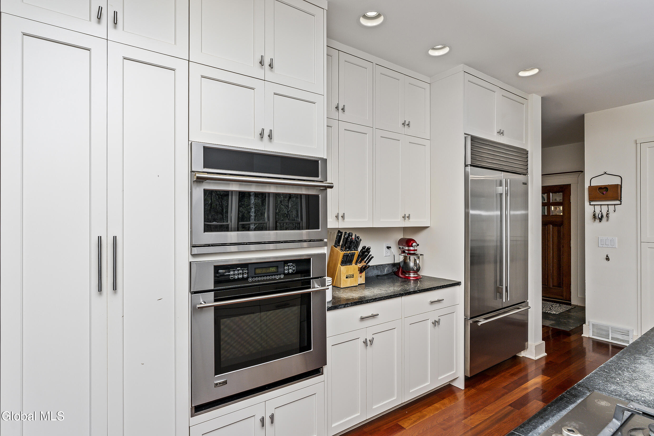 35 Shaker Bay Road Colonie, NY 12110 - Photo 13 of 68 023-35-Shaker-Bay-Road-Latham-NY-12110