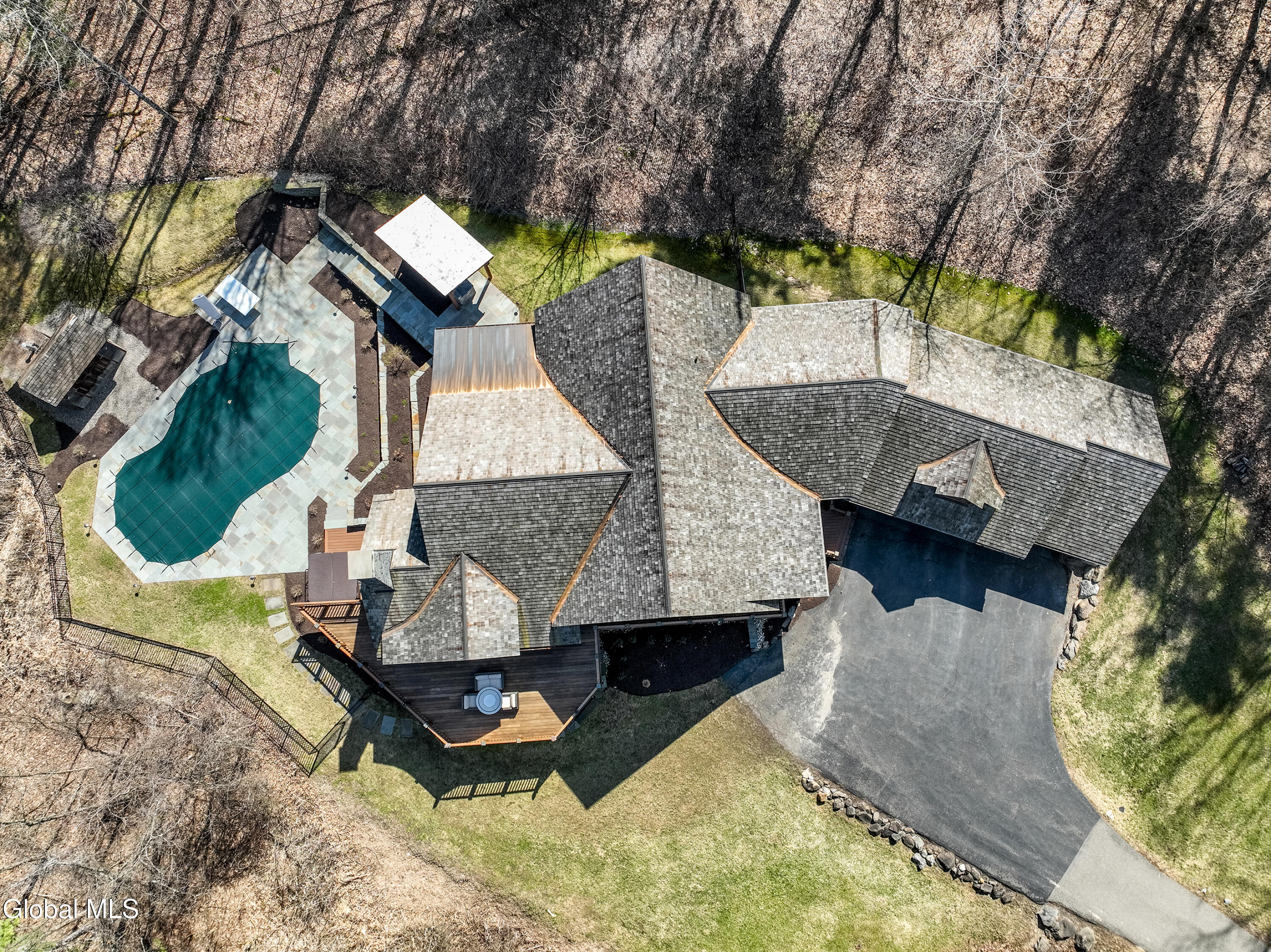 35 Shaker Bay Road Colonie, NY 12110 - Photo 3 of 68 025-001-35-Shaker-Bay-Road-Latham-NY-121