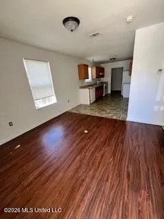 $1,000 | 2110 30th Street, Unit B, Gulfport, MS 39501