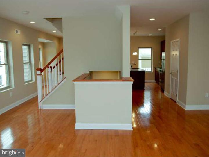 263 Ripka Street Philadelphia, PA 19127 - Photo 7 of 11
