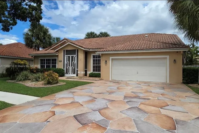 $675,000 | 5112 Northwest 66th Avenue, Lauderhill, FL 33319