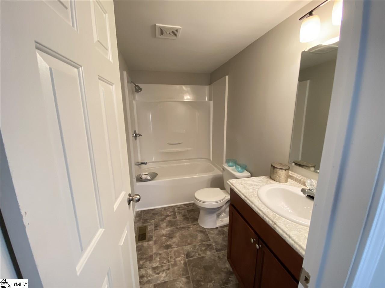 1004 Calhoun Road East Greenwood, SC 29646 - Photo 13 of 13 Gallery Image 13