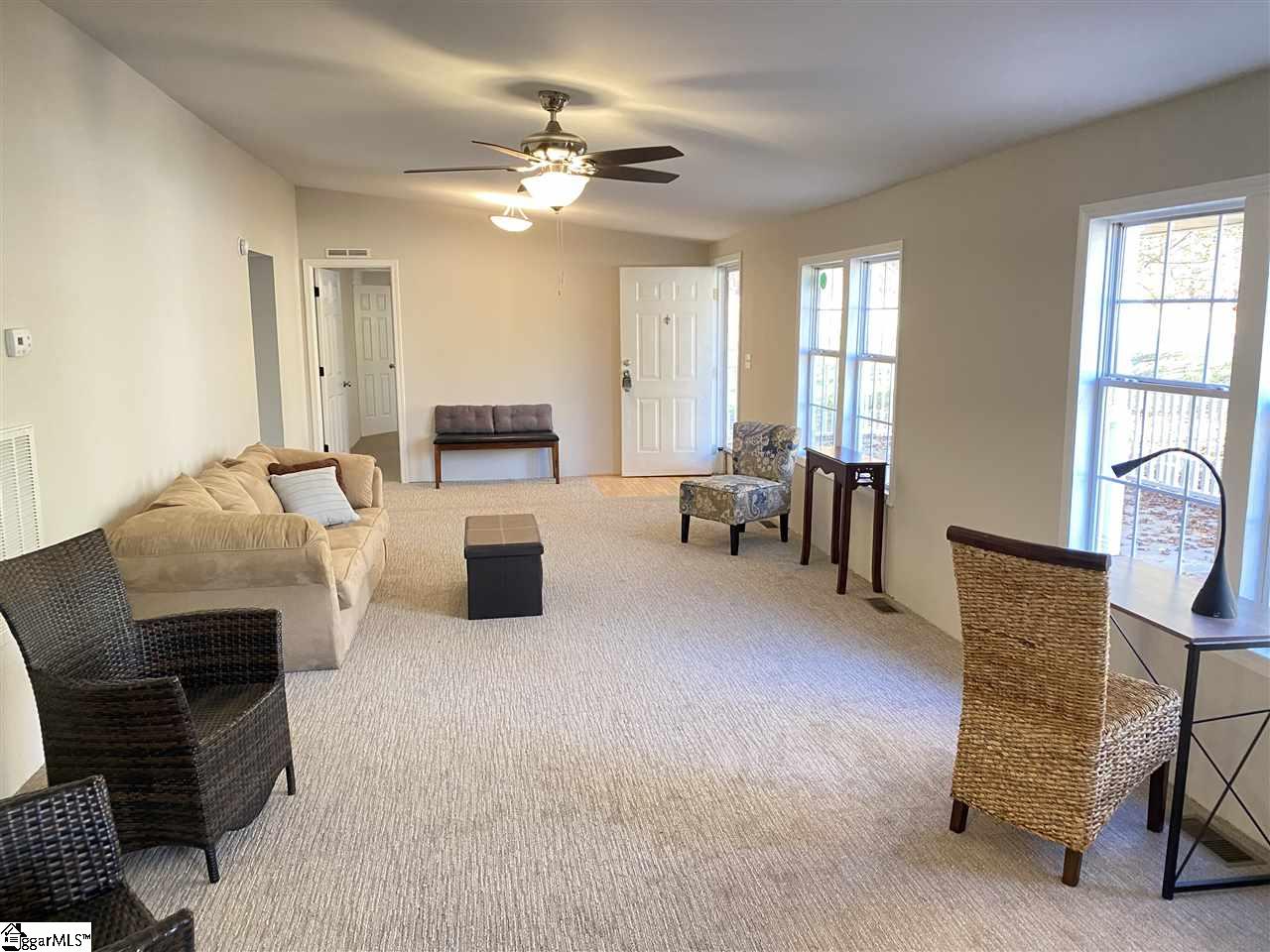 1004 Calhoun Road East Greenwood, SC 29646 - Photo 8 of 13 Gallery Image 8