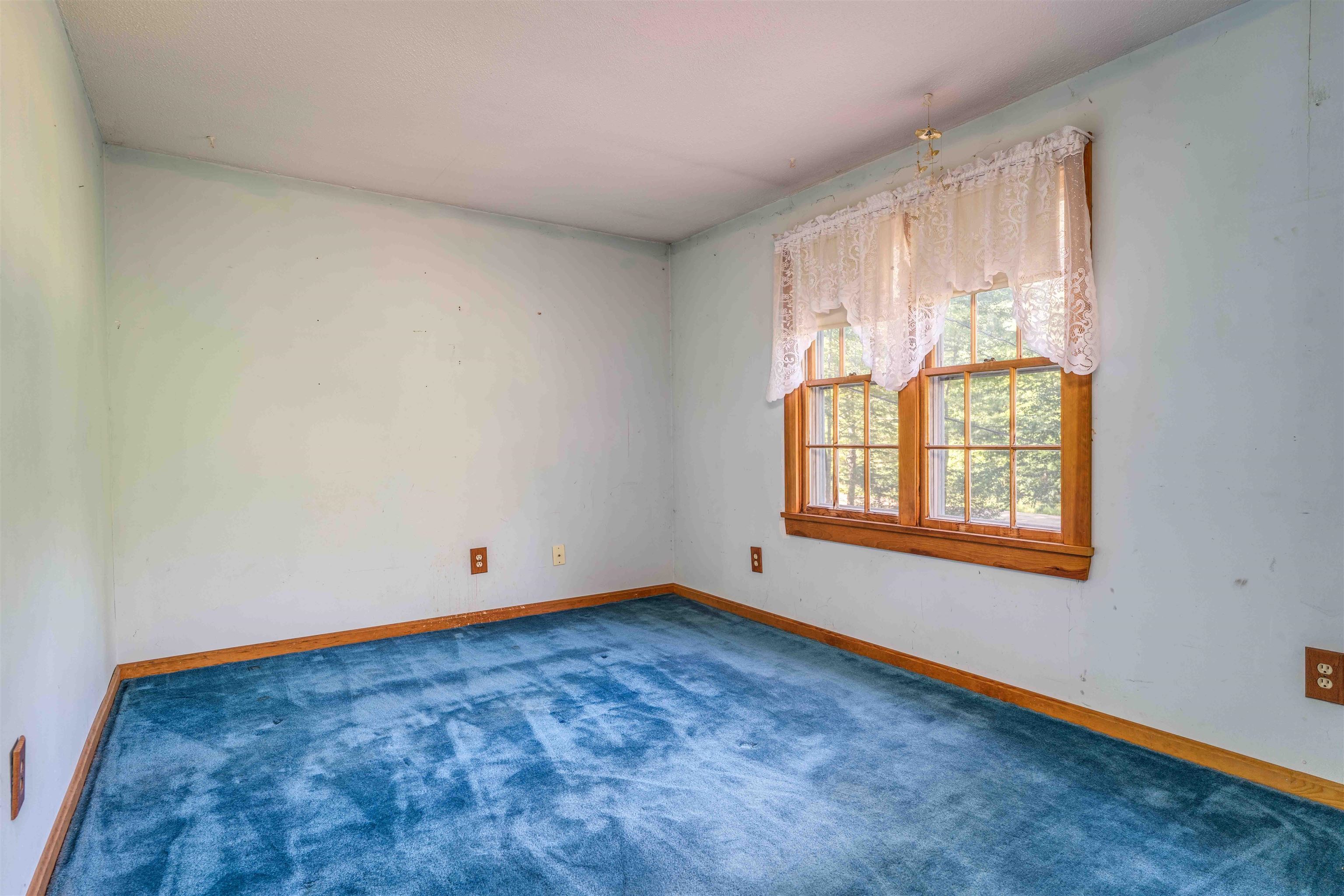 1107 Second Crown Point Road Strafford, NH 03884 - Photo 15 of 29
