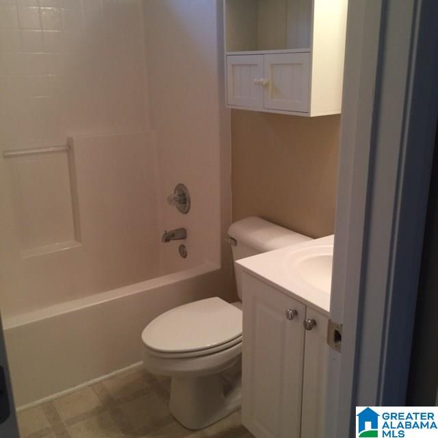 4023 Forest Lakes Road Sterrett, AL 35147 - Photo 4 of 18