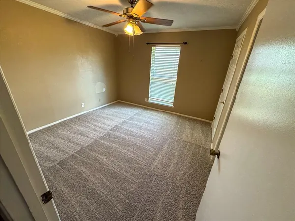 $2,150 | 1714 Crescent Drive, Sherman, TX 75092