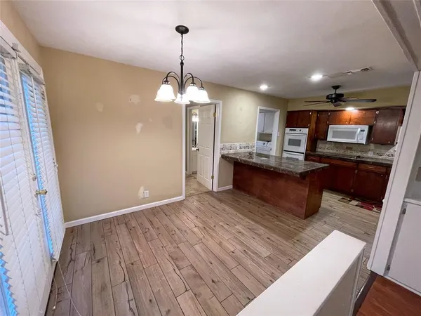 $2,150 | 1714 Crescent Drive, Sherman, TX 75092