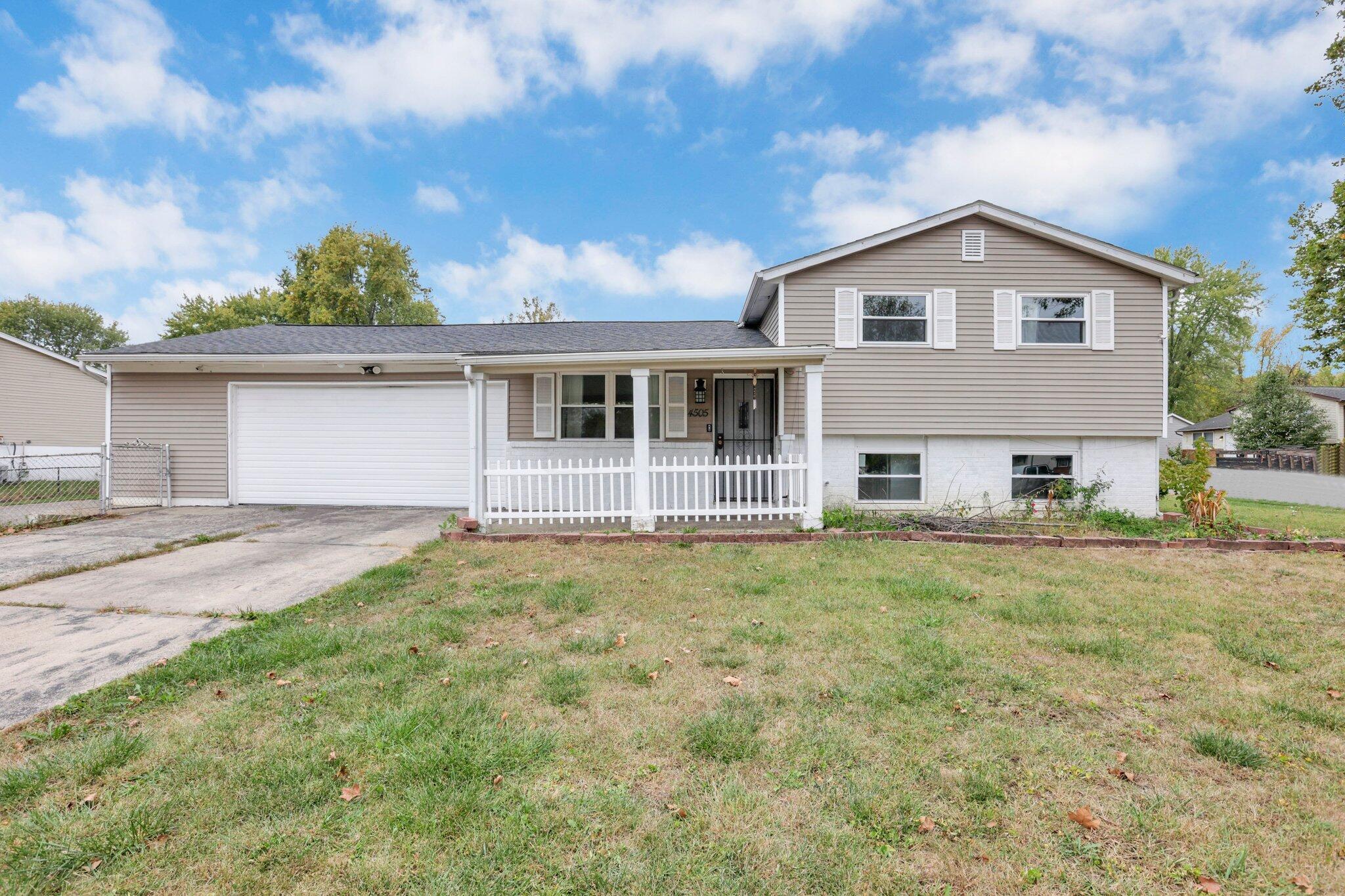 4505 Cheswick Road Columbus, OH 43231 - Photo 2 of 36 40-web-or-mls-0D3A1573