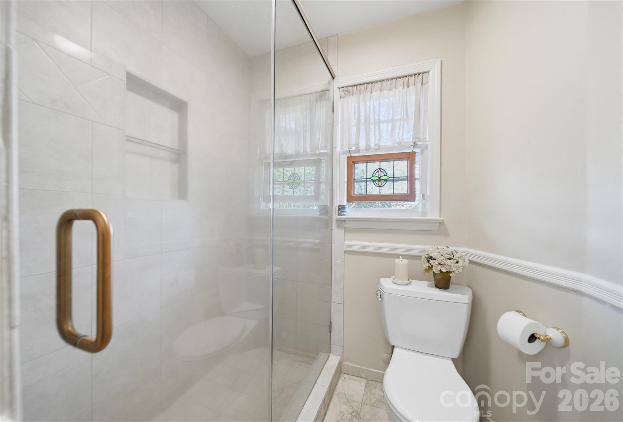 321 9th Street Northwest Hickory, NC 28601 - Photo 35 of 48