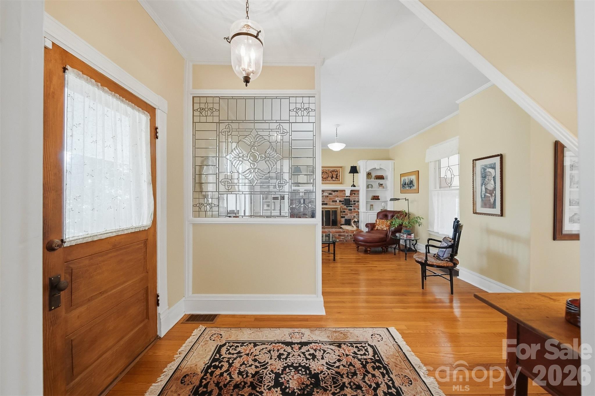 321 9th Street Northwest Hickory, NC 28601 - Photo 7 of 48