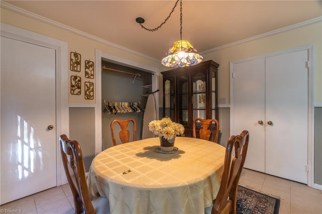 5743 Bramblegate Road, Unit D Greensboro, NC 27409 - Photo 11 of 25 Gallery Image 11