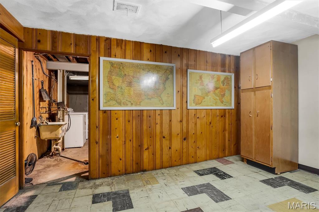 5935 Highfield Road St. Louis, MO 63109 - Photo 24 of 36