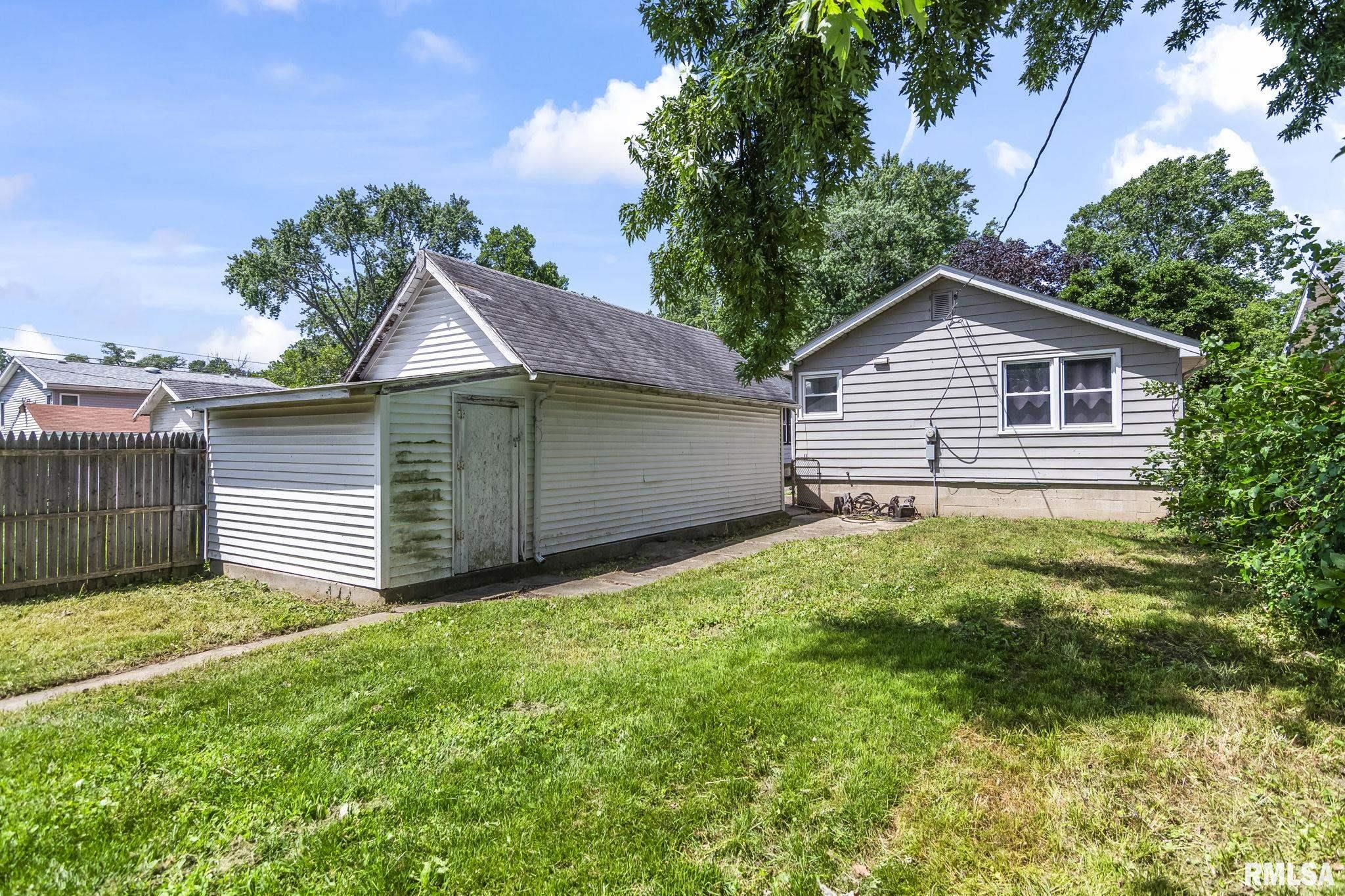 1904 South College Street Springfield, IL 62704 - Photo 26 of 29