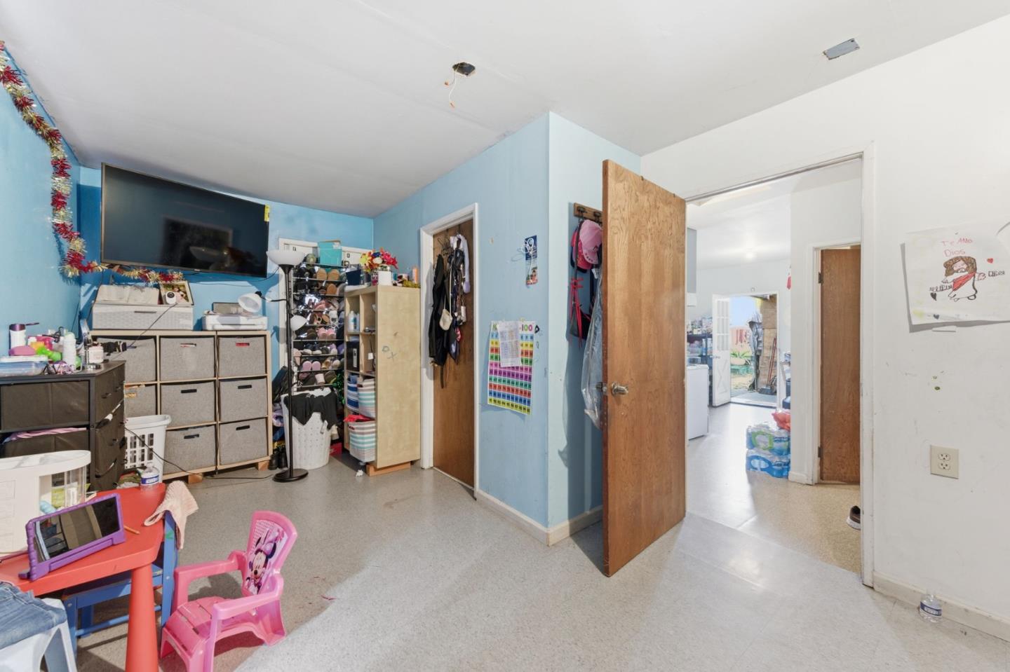 361 North 10th Street San Jose, CA 95112 - Photo 10 of 14 a view of a livingroom with furniture