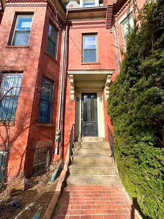 $4,500 | 57 Fort Avenue, Unit 2, Boston, MA 02119