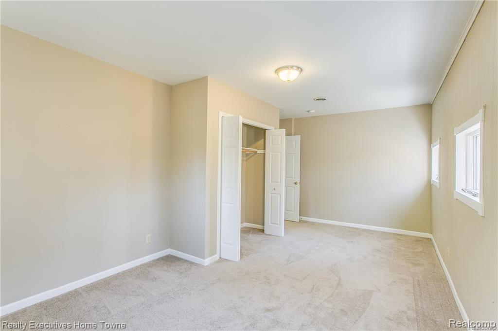 7150 Lakeshore Road Palms, MI 48465 - Photo 27 of 31