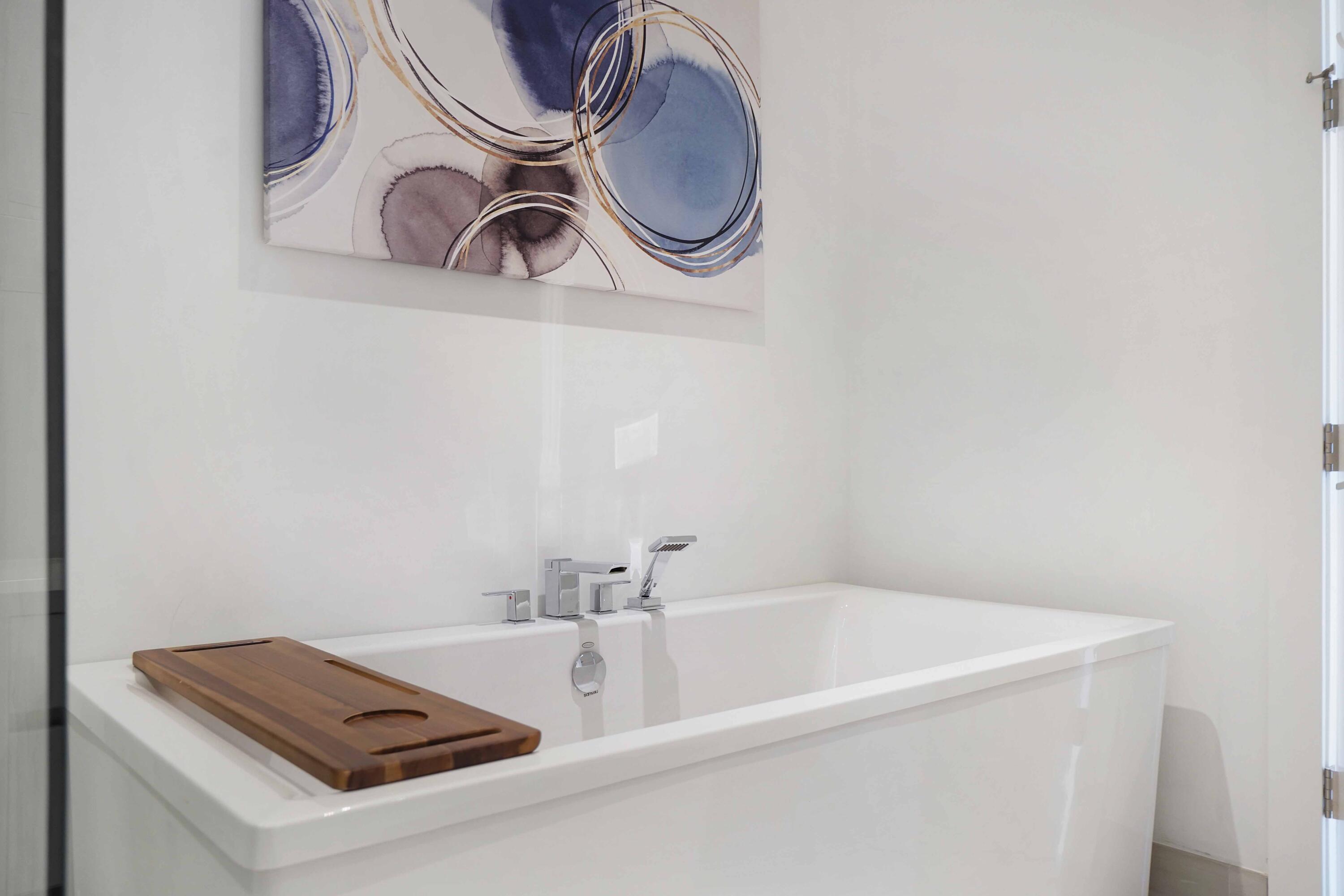 155 East Boca Raton Road, Unit 1116 Boca Raton, FL 33432 - Photo 26 of 80 a bathroom with a sink and a mirror