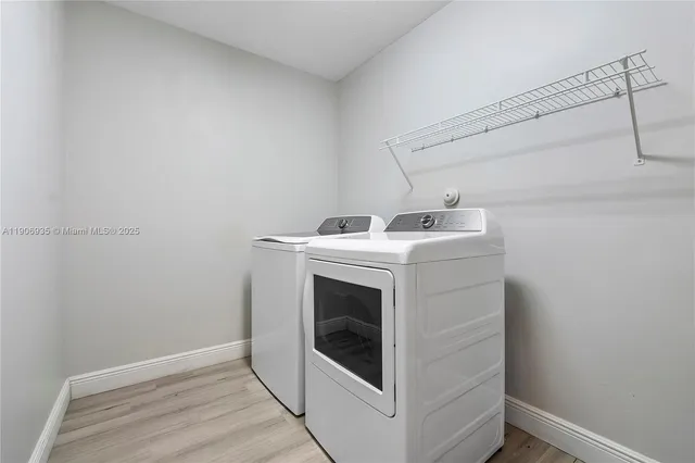 $700,000 | Forest Ridge, Davie, FL 33328