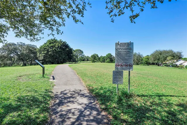 $700,000 | Forest Ridge, Davie, FL 33328