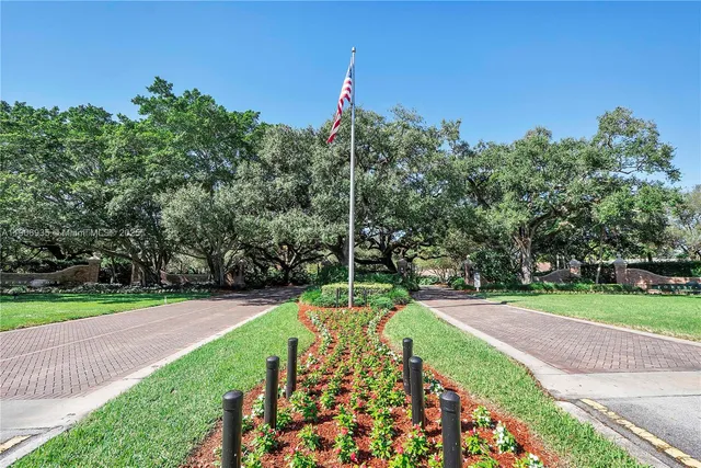 $700,000 | Forest Ridge, Davie, FL 33328