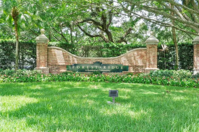 $700,000 | Forest Ridge, Davie, FL 33328