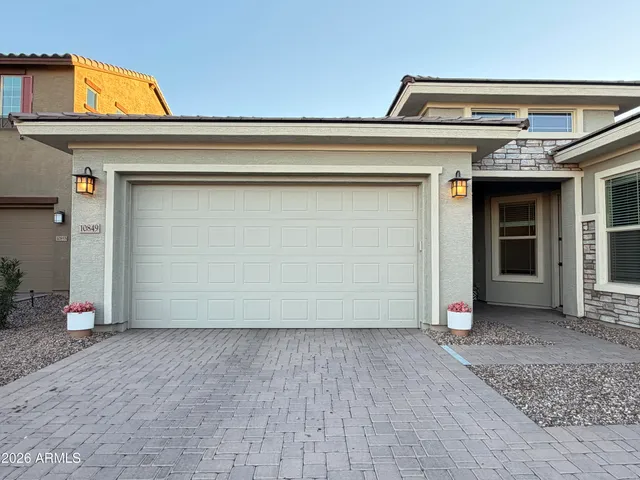 $3,750 | 10849 East Thunderbolt Avenue, Mesa, AZ 85212