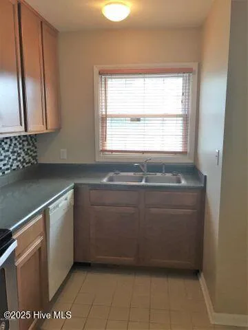 $1,000 | 3000 Golden Road, Unit 31, Greenville, NC 27858