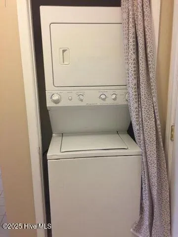 $1,000 | 3000 Golden Road, Unit 31, Greenville, NC 27858