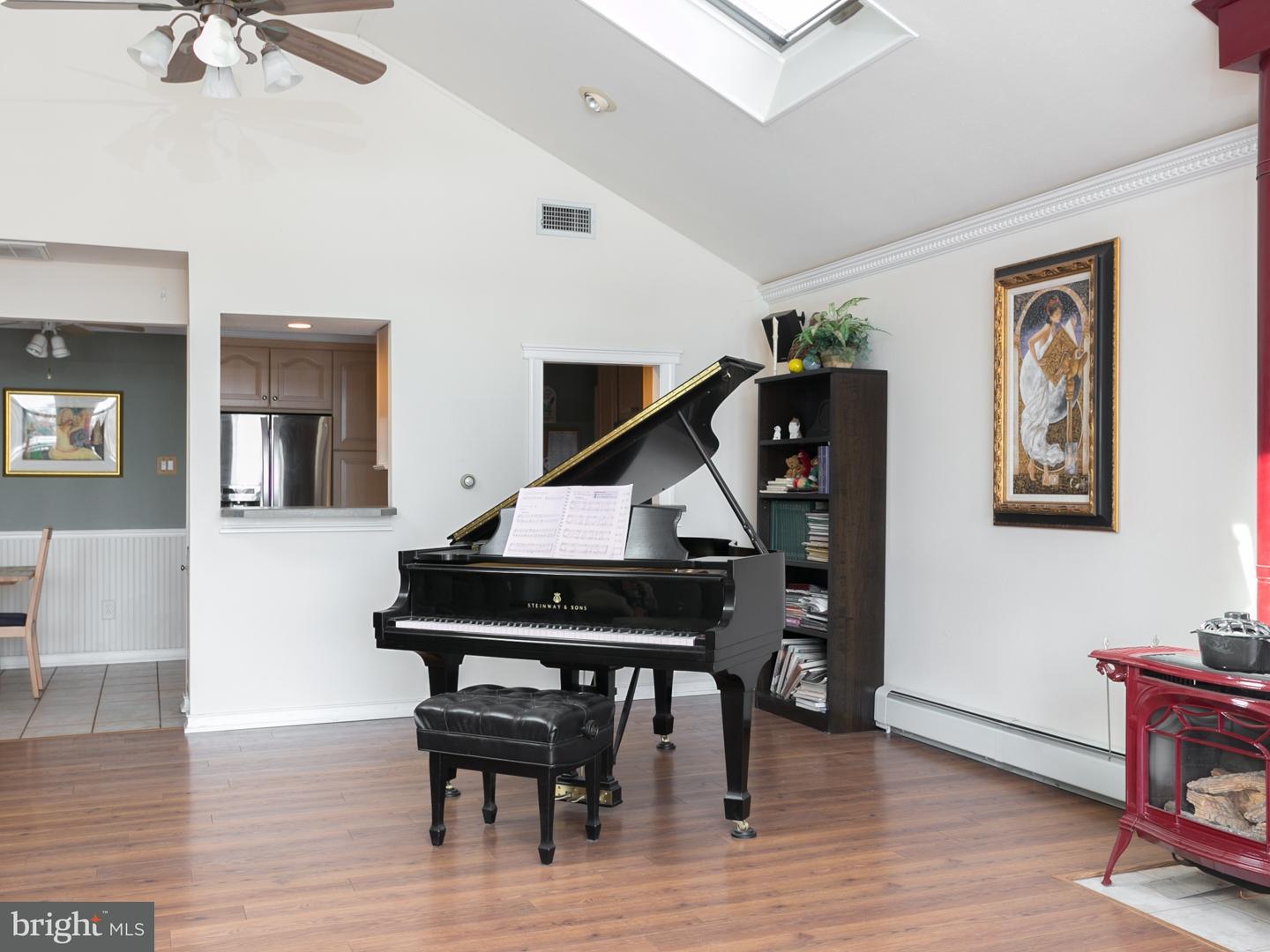 5020 Crosswicks Hamilton Square Road Hamilton, NJ 08620 - Photo 14 of 25 Family Room