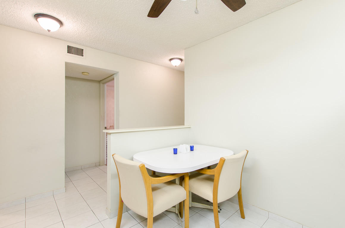 9215 Flynn Circle, Unit 3 Boca Raton, FL 33496 - Photo 12 of 52 9215 Flynn Circle Small 72p-25