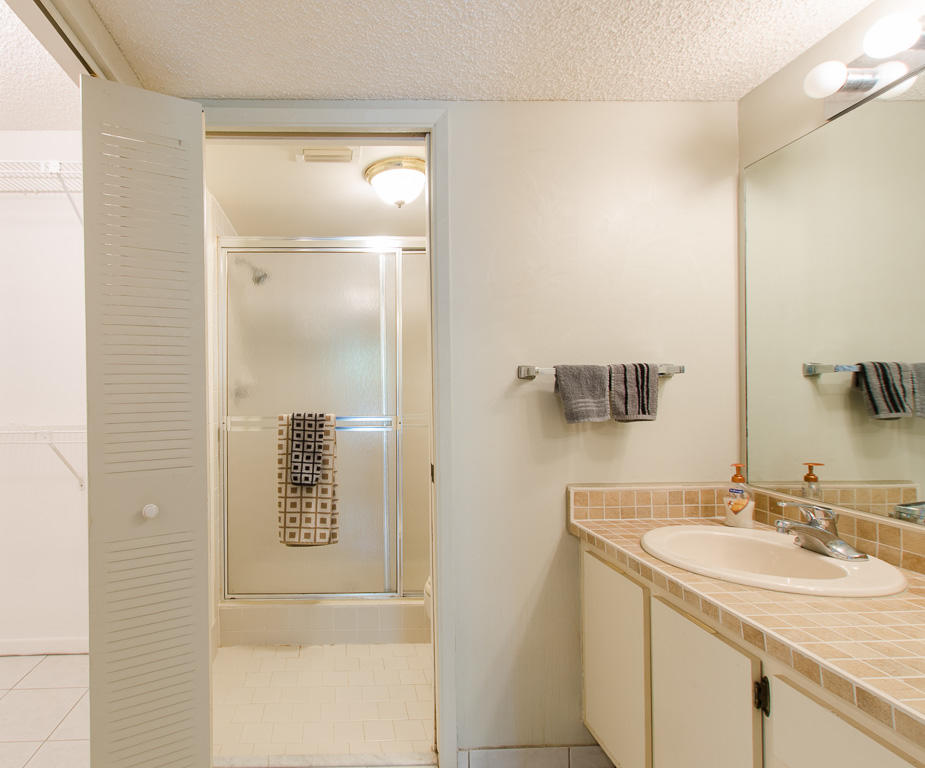 9215 Flynn Circle, Unit 3 Boca Raton, FL 33496 - Photo 24 of 52 9215 Flynn Circle Small 72p-37