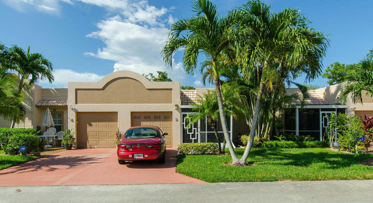 9215 Flynn Circle, Unit 3 Boca Raton, FL 33496 - Photo 3 of 52 9215 Flynn Circle Small 72p-12
