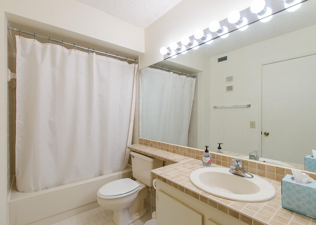 9215 Flynn Circle, Unit 3 Boca Raton, FL 33496 - Photo 34 of 52 9215 Flynn Circle Small 72p-46