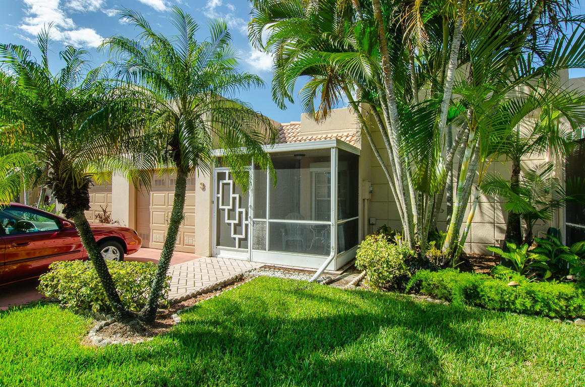 9215 Flynn Circle, Unit 3 Boca Raton, FL 33496 - Photo 4 of 52 9215 Flynn Circle Small 72p-13