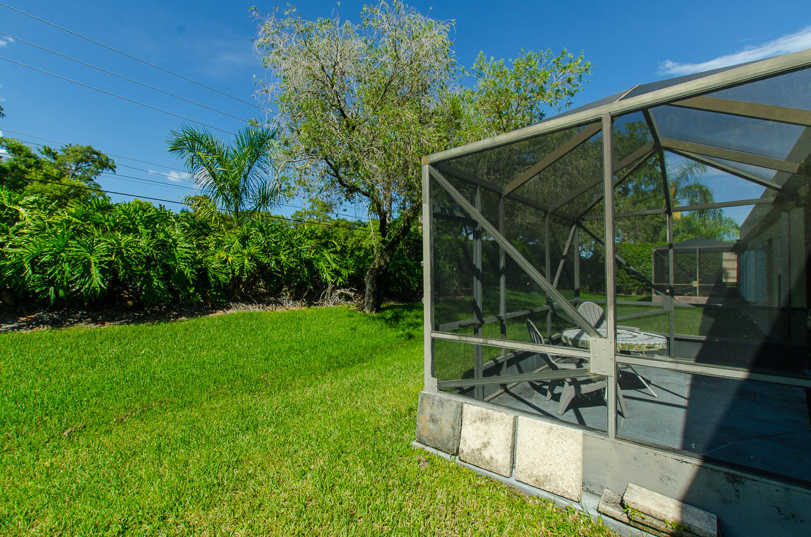 9215 Flynn Circle, Unit 3 Boca Raton, FL 33496 - Photo 41 of 52 9215 Flynn Circle Small 72p-17