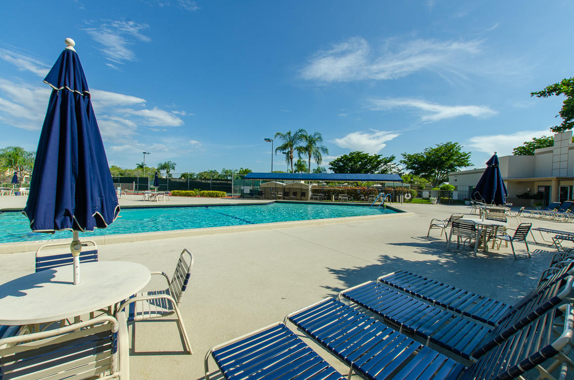 9215 Flynn Circle, Unit 3 Boca Raton, FL 33496 - Photo 47 of 52 9215 Flynn Circle Small 72p-6