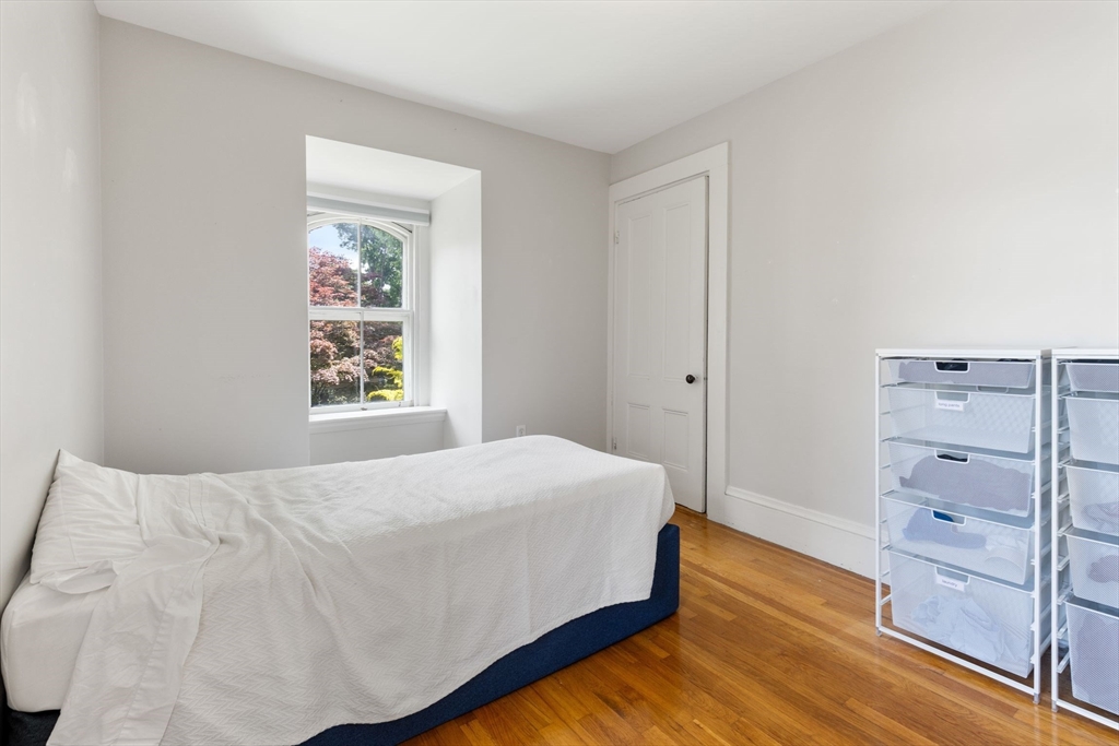15 Myrtle Street, Unit 2 Boston, MA 02130 - Photo 28 of 34