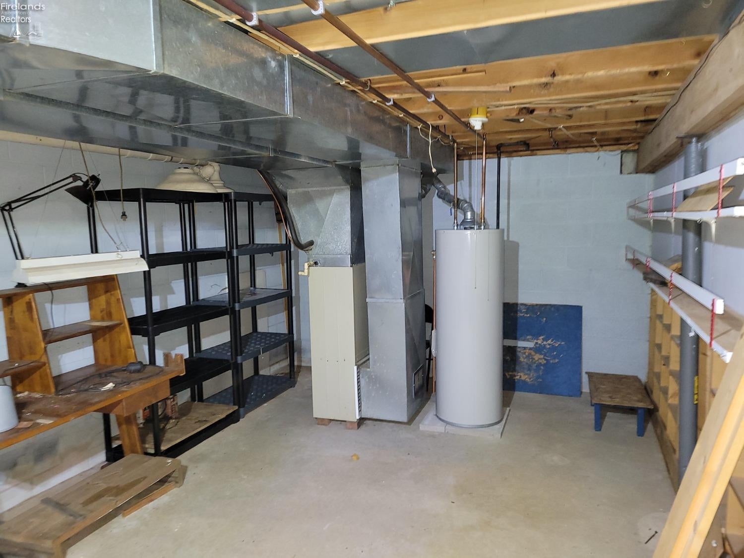 4401 Napoleon Road Fremont, OH 43420 - Photo 20 of 29 Gallery Image 20