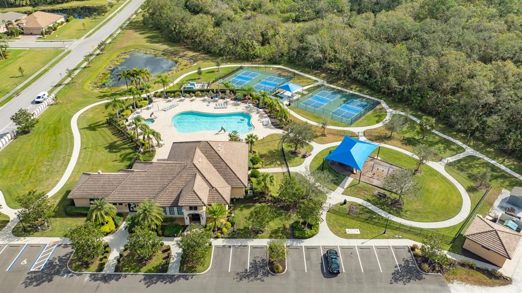 318 Ragdoll Run Bradenton, FL 34212 - Photo 71 of 87 an aerial view of a house with swimming pool