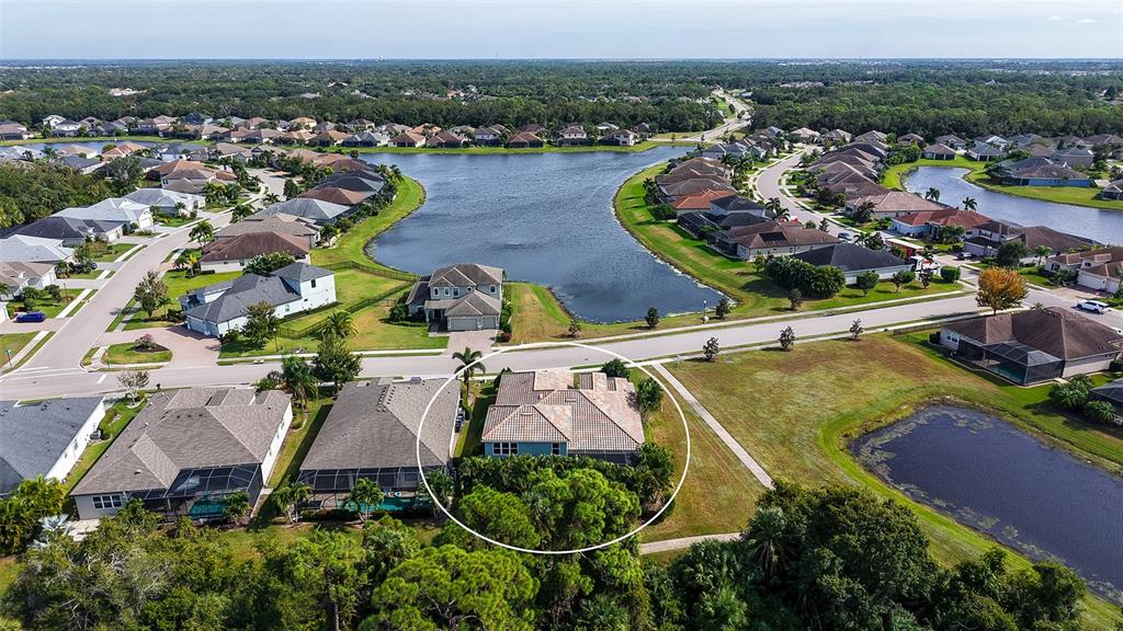 318 Ragdoll Run Bradenton, FL 34212 - Photo 79 of 87 an aerial view of residential houses and outdoor space
