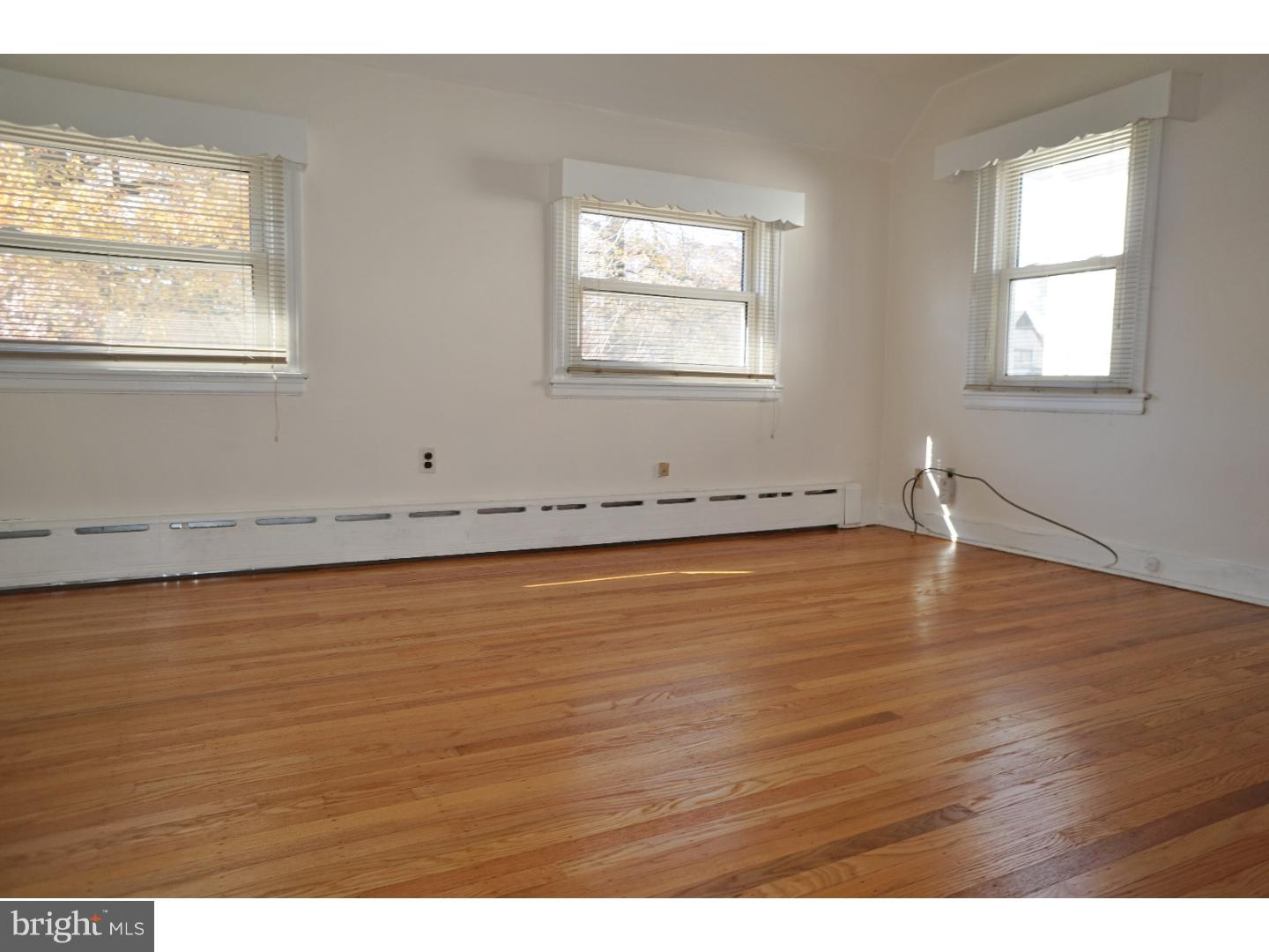 229 Harrogate Road Wynnewood, PA 19096 - Photo 6 of 14 Bedroom - Main
