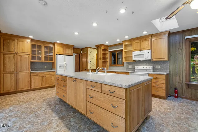 $650,000 | 3028 Ethan Lane, Raleigh, NC 27613