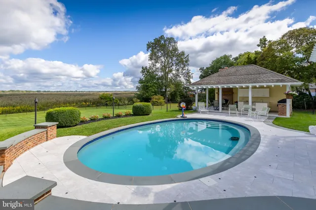 $1,999,000 | 1880 East Buckshutem Road, Millville, NJ 08332