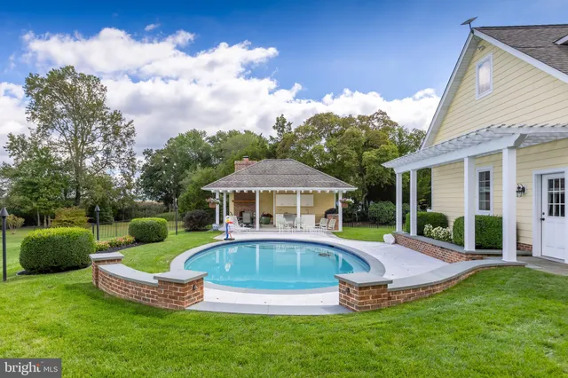 $1,999,000 | 1880 East Buckshutem Road, Millville, NJ 08332