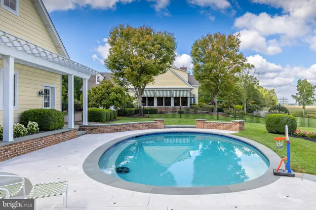 $1,999,000 | 1880 East Buckshutem Road, Millville, NJ 08332