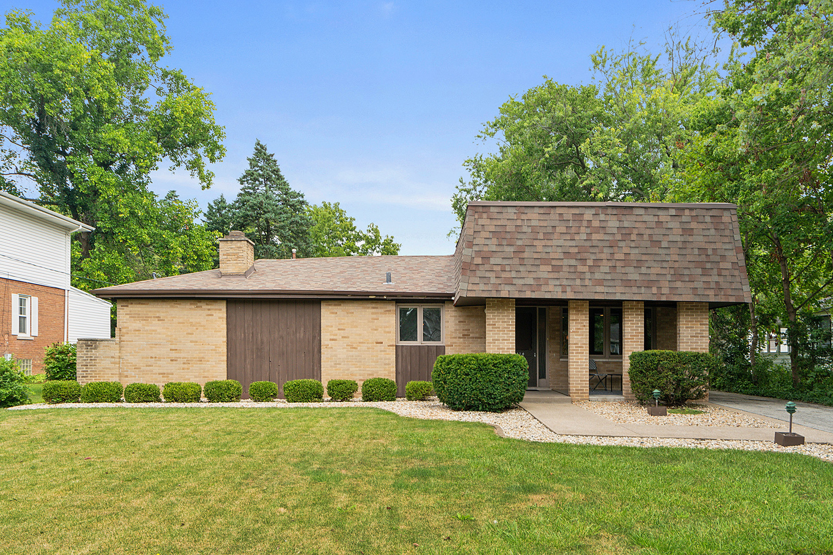 3114 Olive Road Homewood, IL 60430 - Photo 1 of 35 Gallery Image 1