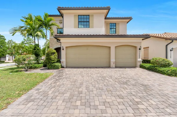 $1,299,900 | 11795 Waterway Circle, Parkland, FL 33076