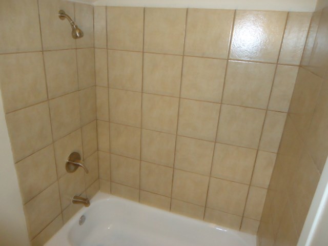 2213 Singletree Avenue, Unit B Austin, TX 78727 - Photo 18 of 23