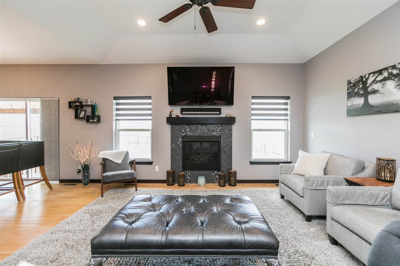 1002 Wood Lily Road Solon, IA 52333 - Photo 20 of 41 Gallery Image 20